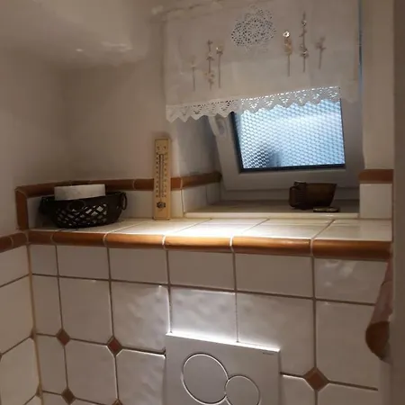 Omas Schmuckkaestle Feriehus *