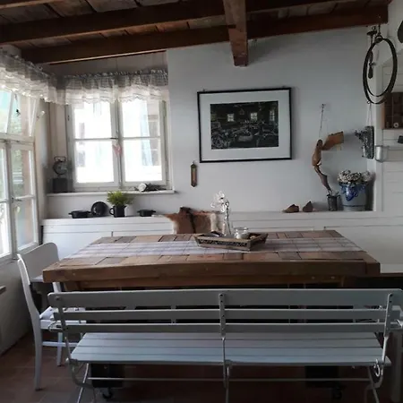 Omas Schmuckkaestle Feriehus Lauingen