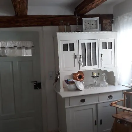 Omas Schmuckkaestle Feriehus Lauingen